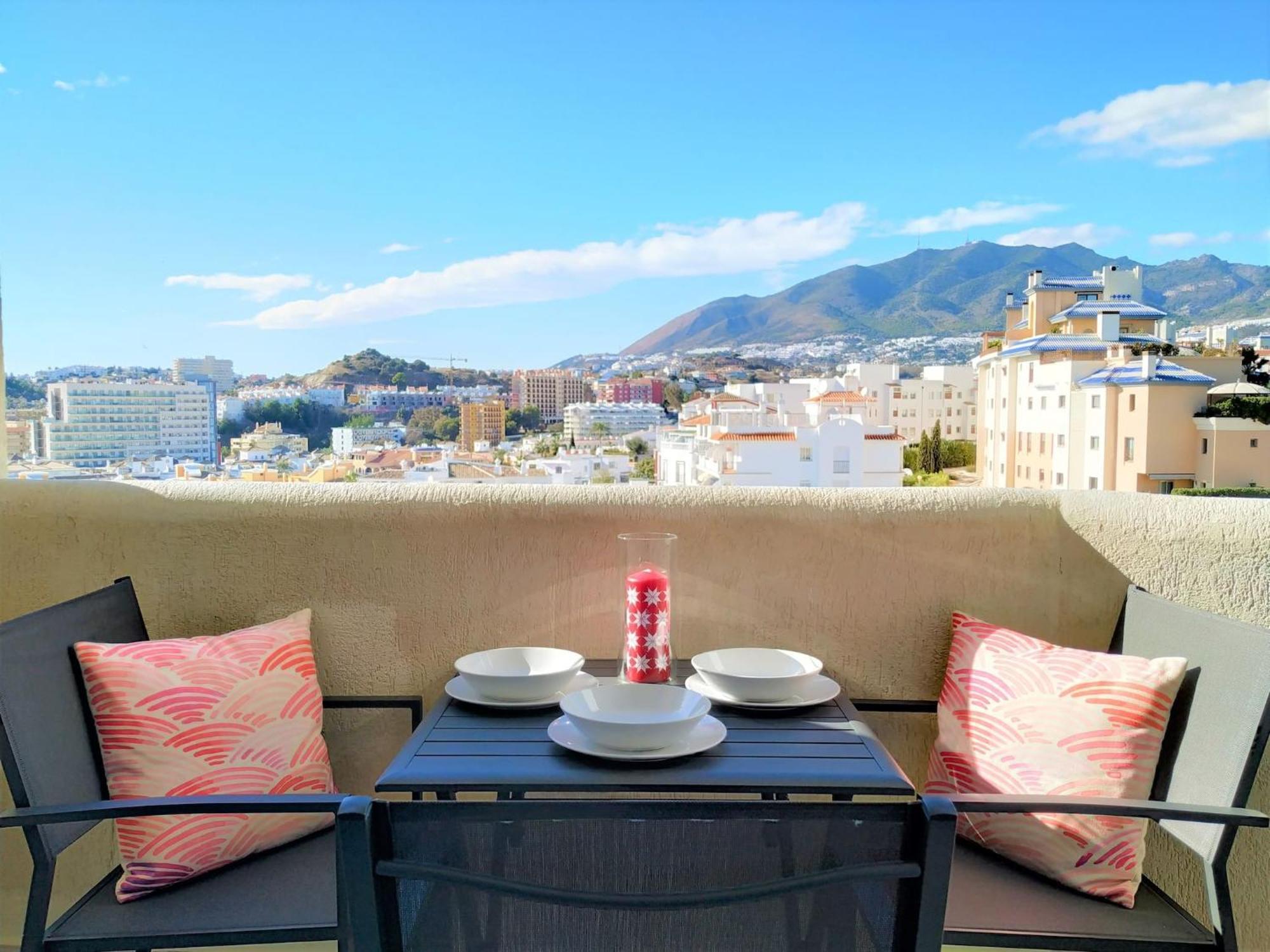 Deluxe In Benalbeach With Views * Benalmádena
